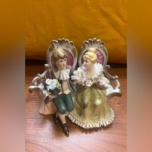 LAINE VTG COUPLE FIGURINE